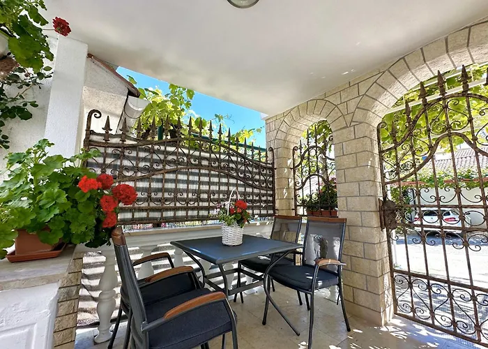 Ivica Apartment